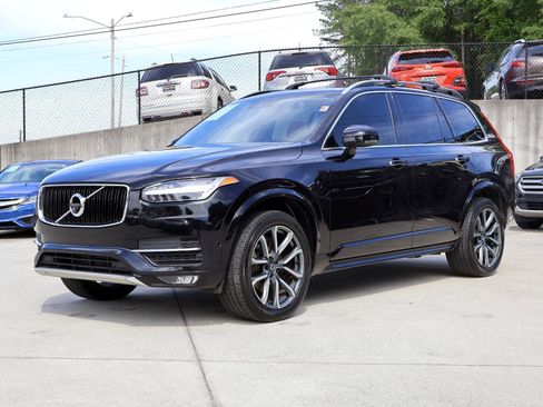 Used 2018 Volvo XC90 T5 Momentum w/ Convenience Package AWD/4WD image 35