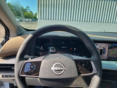 New 2026 Nissan Murano Platinum w/ Cargo Package AWD/4WD image 13