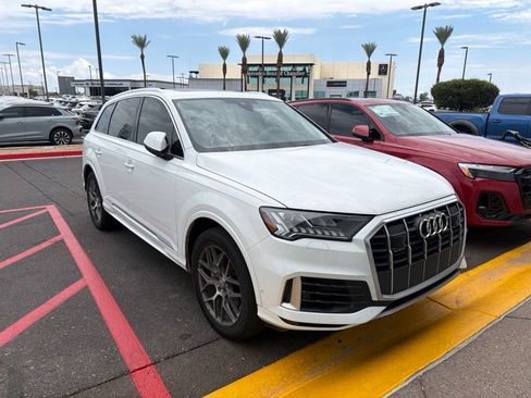 Used 2023 Audi Q7 3.0T Premium AWD/4WD image 3
