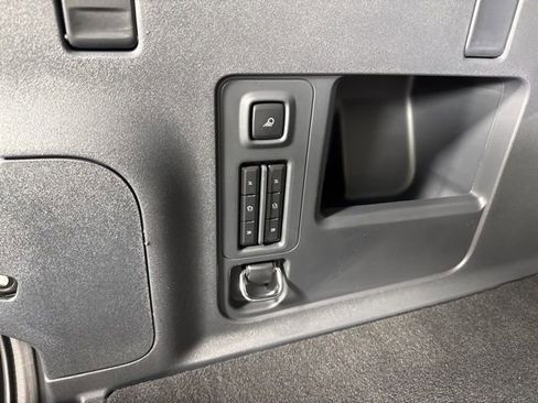 New 2025 Lincoln Navigator L Reserve w/ Jet Appearance Package image 28