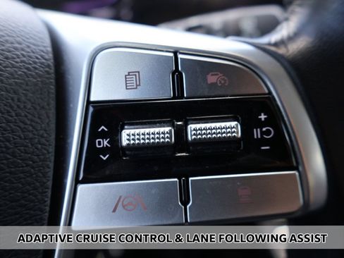 Used 2025 Kia Telluride S FWD image 9