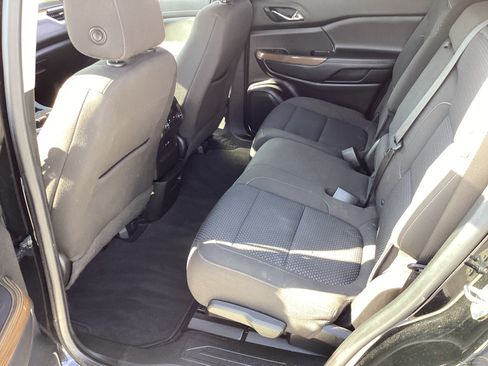 Used 2020 GMC Acadia SLE AWD/4WD image 13