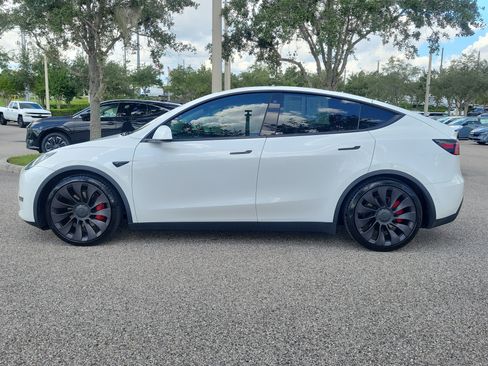 Used 2021 Tesla Model Y Performance AWD/4WD image 4