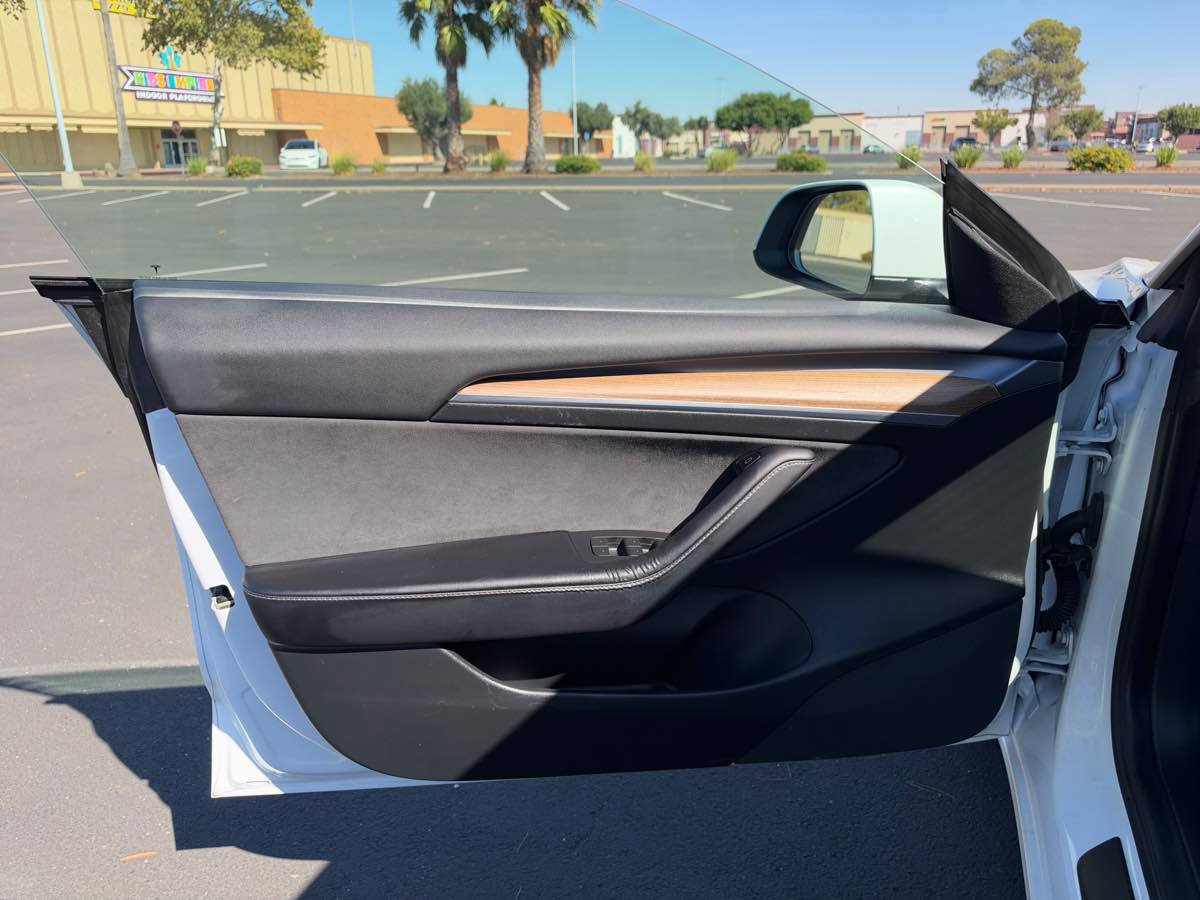 Used 2022 Tesla Model 3 RWD image 13