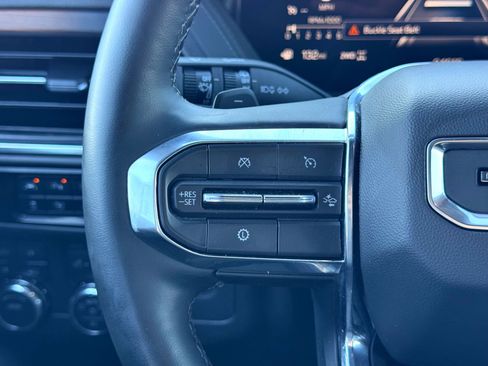 Used 2025 GMC Yukon Denali image 26