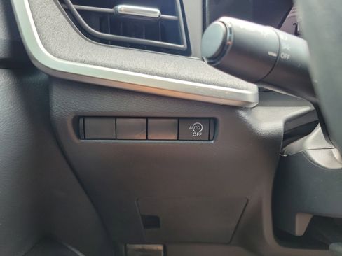 Used 2026 Nissan Kicks S FWD image 18