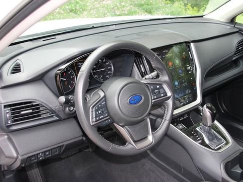 Used 2024 Subaru Outback Premium image 17