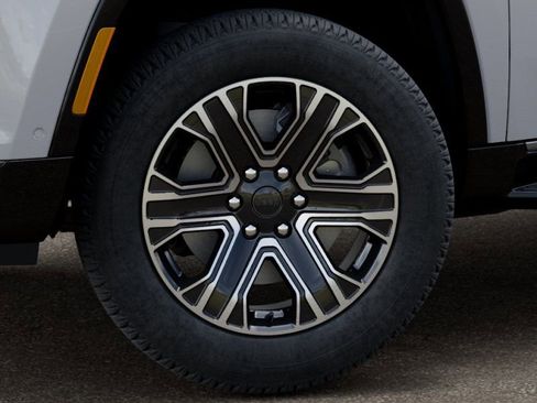 New 2026 Jeep Grand Wagoneer L 2WD image 8