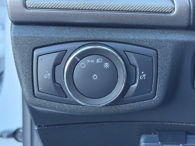 Used 2019 Ford Fusion SE FWD image 56
