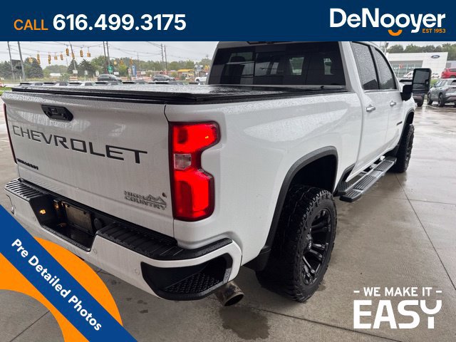 Used 2020 Chevrolet Silverado 2500 High Country w/ LPO, Dark Essentials Package AWD/4WD image 6