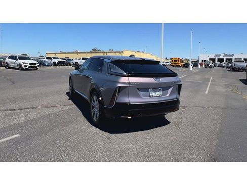 Certified 2024 Cadillac Lyriq Tech w/ Driver Assist Package RWD image 9