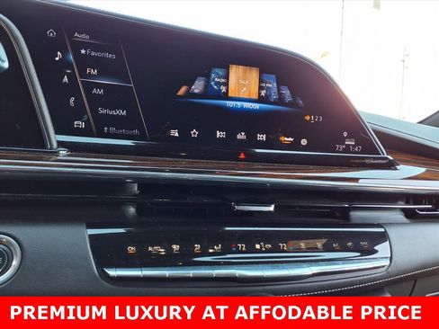 Used 2021 Cadillac Escalade Premium Luxury w/ Performance Package image 16