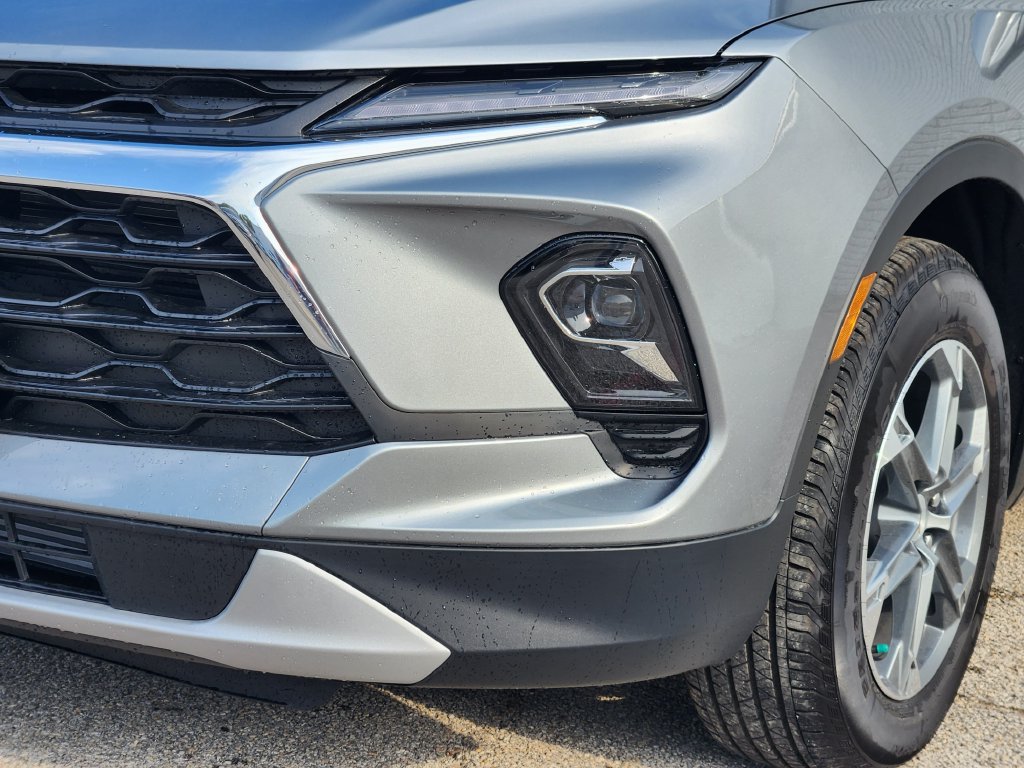 New 2026 Chevrolet Blazer LT w/ LPO, Floor Liner Package FWD image 6
