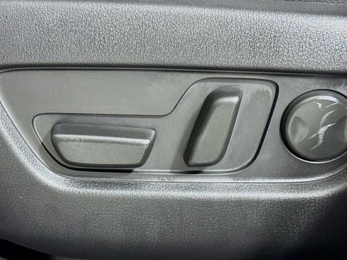 Used 2024 MAZDA CX-90 Plug-In Hybrid w/ Preferred AWD/4WD image 16