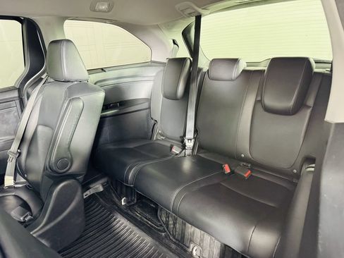 Used 2023 Honda Odyssey Touring image 24