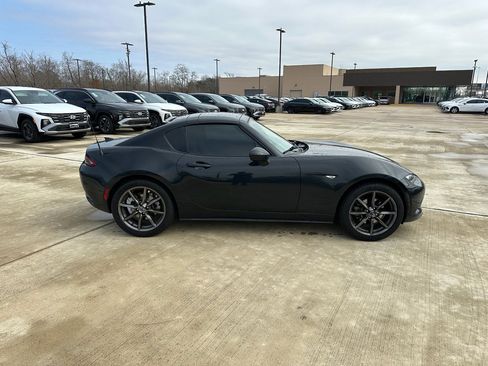 Used 2017 MAZDA MX-5 Miata RF Grand Touring image 4