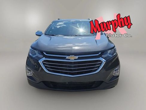 Used 2018 Chevrolet Equinox Premier FWD image 3
