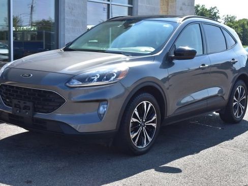 Used 2022 Ford Escape SEL w/ Technology Package AWD/4WD image 19
