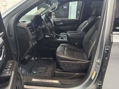 Used 2024 Chevrolet Tahoe Premier image 11