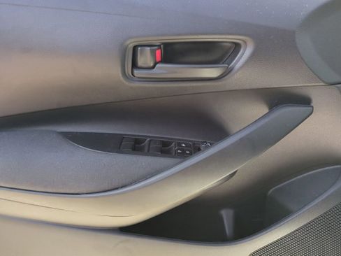 Used 2024 Toyota Corolla LE FWD image 11