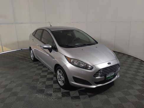 Used 2017 Ford Fiesta SE FWD image 13