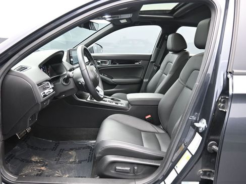 Certified 2025 Honda Civic Sport image 32