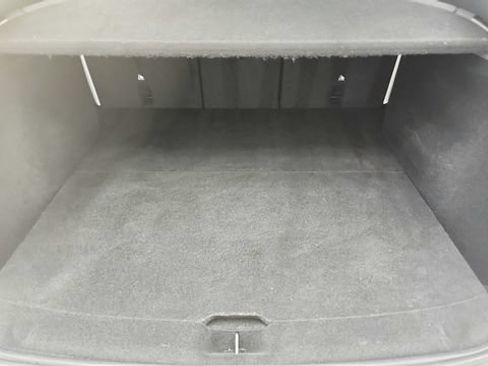Used 2026 Tesla Model Y AWD image 29