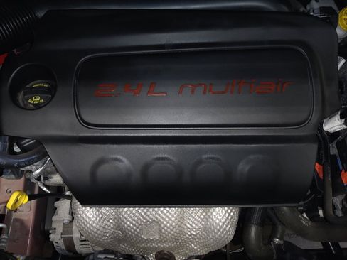 Used 2020 Jeep Renegade Latitude w/ Cold Weather Group AWD/4WD image 30