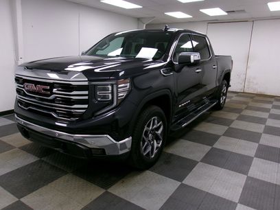 Used 2022 GMC Sierra 1500 SLT w/ SLT Premium Plus Package