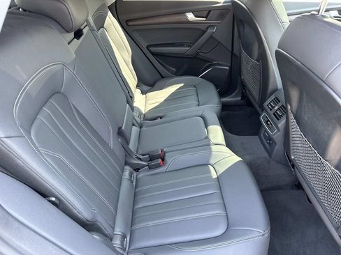 Used 2024 Audi Q5 2.0T Premium AWD/4WD image 16