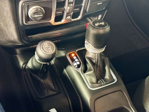 Certified 2024 Jeep Wrangler Sport S image 18