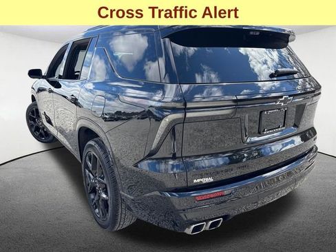 Used 2025 Chevrolet Traverse RS w/ LPO, Floor Liner Package AWD/4WD image 10