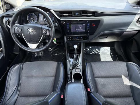 Used 2018 Toyota Corolla SE FWD image 19