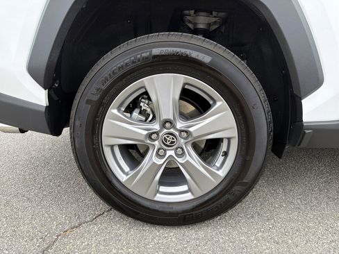 Certified 2025 Toyota RAV4 XLE w/ Convenience Package image 32