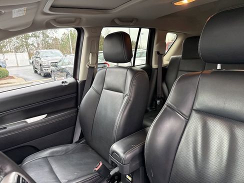 Used 2017 Jeep Compass High Altitude image 24