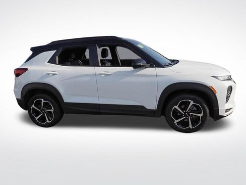 Used 2023 Chevrolet TrailBlazer RS w/ Convenience Package FWD image 5