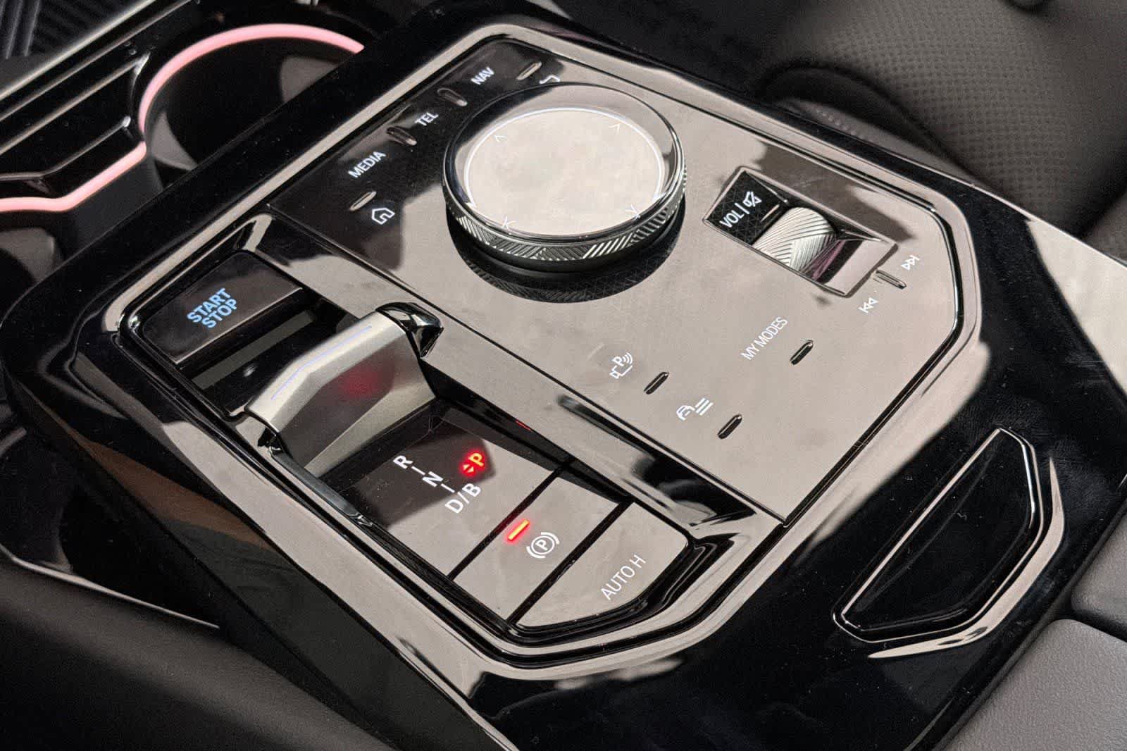 New 2027 BMW i5 M60 RWD image 21