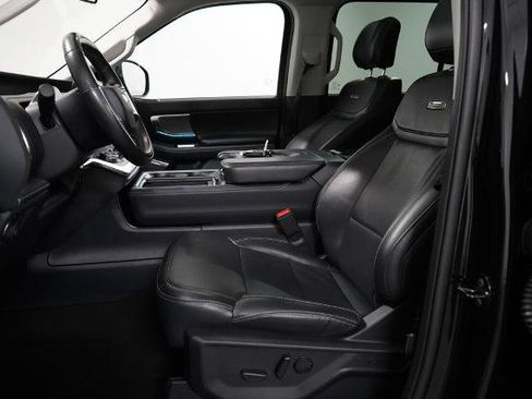 Certified 2025 Ford Expedition Max Platinum AWD/4WD image 22