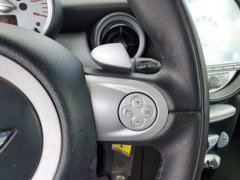 Used 2009 MINI Cooper Hardtop image 15