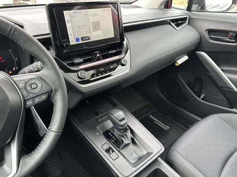 New 2026 Toyota Corolla Cross LE w/ Moonroof Package image 20