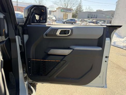 Used 2021 Ford Bronco Badlands w/ Sasquatch Package image 14