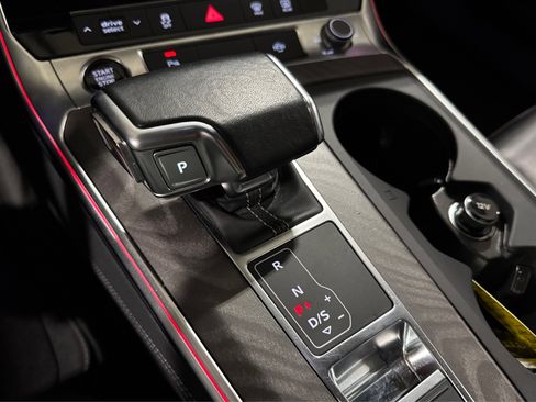 Used 2024 Audi A6 Premium Plus image 36
