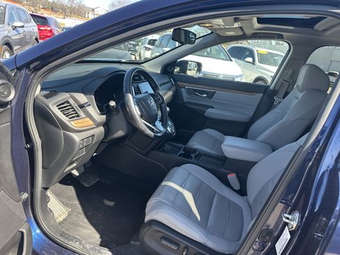 Used 2018 Honda CR-V Touring image 9
