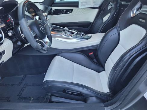 Used 2017 Mercedes-Benz AMG GT Coupe image 17