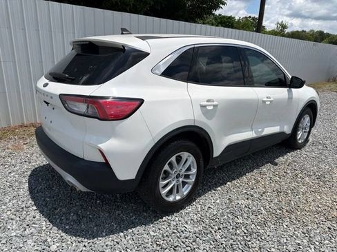 Used 2022 Ford Escape SE w/ Convenience Package FWD image 6