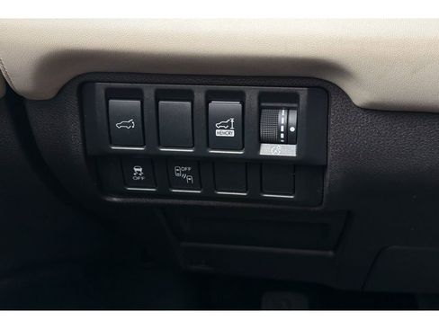 Used 2019 Subaru Ascent Touring w/ Popular Package #2 image 32