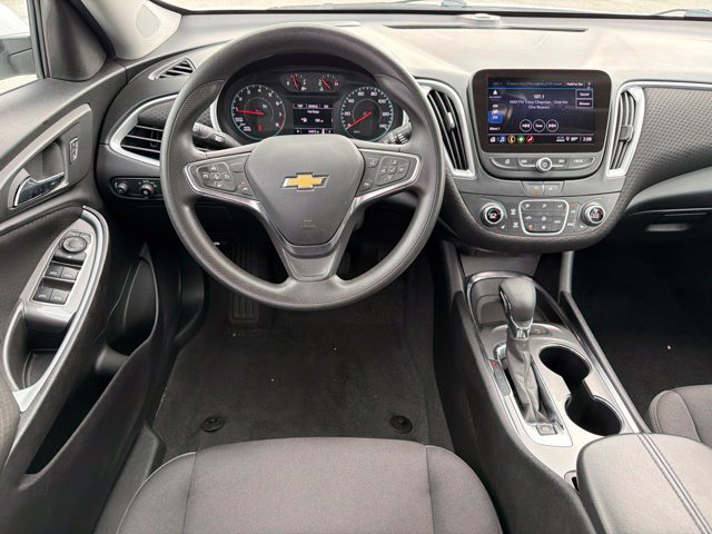 Used 2024 Chevrolet Malibu LT FWD image 16