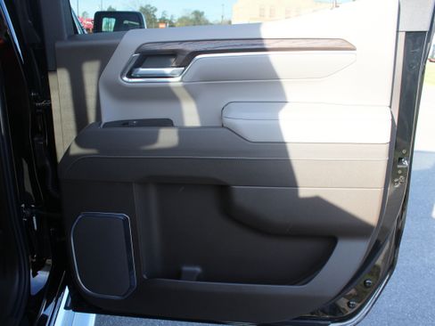 New 2026 GMC Sierra 1500 SLT w/ SLT Premium Plus Package image 51