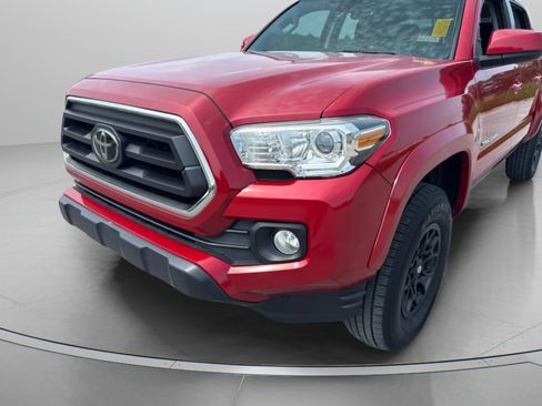 Used 2021 Toyota Tacoma SR5 RWD image 6