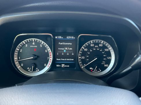 Used 2019 Nissan Titan SV RWD image 30